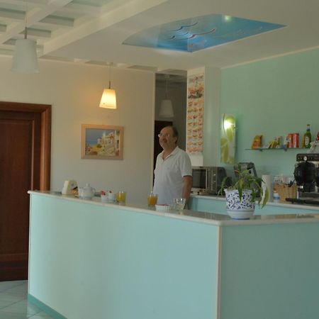 Larus Hotel Sangineto Eksteriør billede